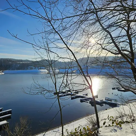 Rurseeparadies Kienert 公寓 *